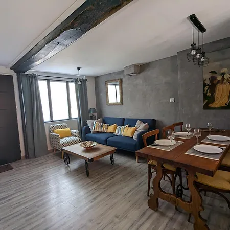 Semesterbostad Le D'adelaide *